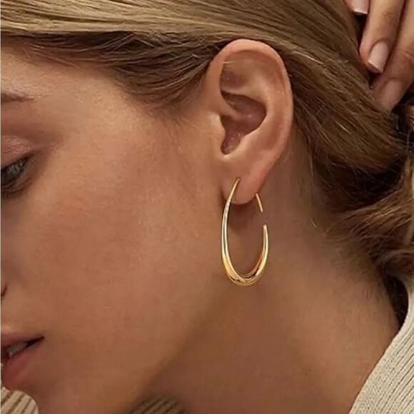 Anthropologie Jewelry - Bohemian half hoop earrings A511